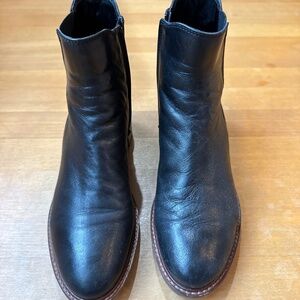Joie Leather Chelsea Boots | Size 7.5